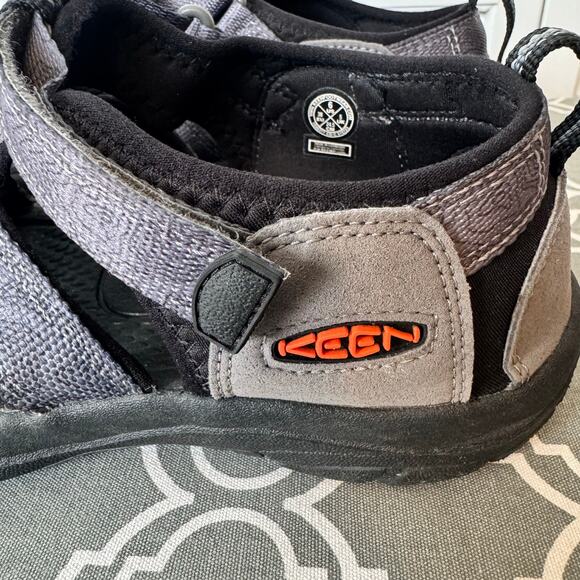 KEEN Newport H2 Water Hiking Trail Sandals Men's 6 Womens 7.5 Waterproof Gray - Picture 2 of 12